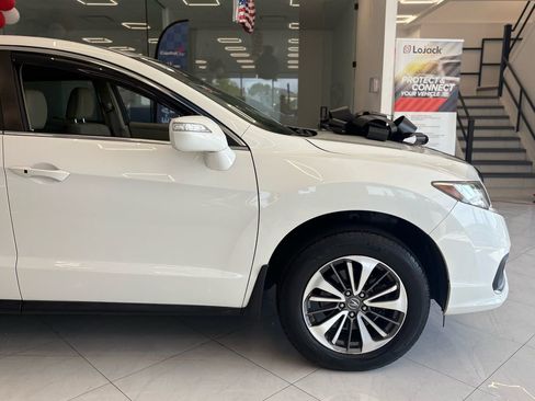 Used 2018 Acura RDX AWD w/ Advance Package image 9