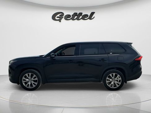 Used 2024 Toyota Grand Highlander Limited image 9