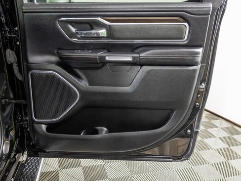 Used 2022 RAM 1500 Laramie AWD/4WD image 47