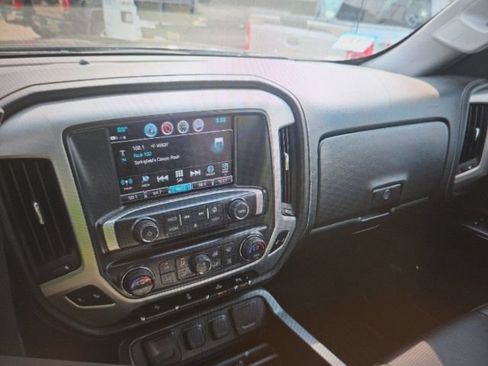 Used 2017 GMC Sierra 1500 SLT w/ SLT Premium Package AWD/4WD image 7