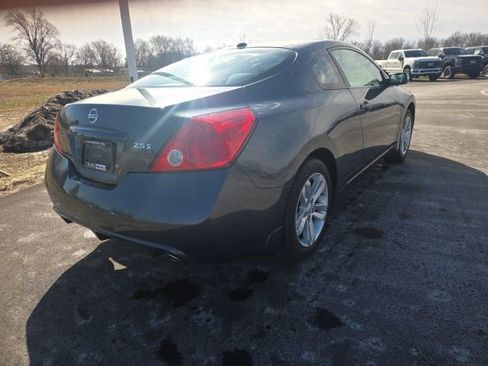Used 2011 Nissan Altima 2.5 S w/ 2.5S Premium Pkg image 3