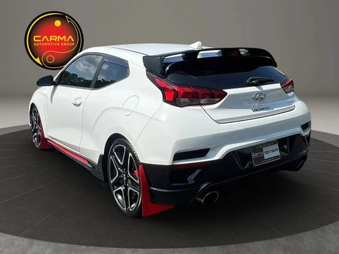 Used 2022 Hyundai Veloster N FWD image 3