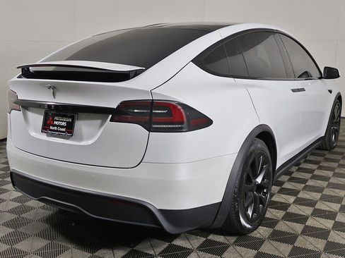 Used 2022 Tesla Model X AWD/4WD image 12