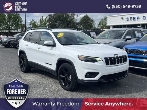 Used 2021 Jeep Cherokee Latitude Plus image 1