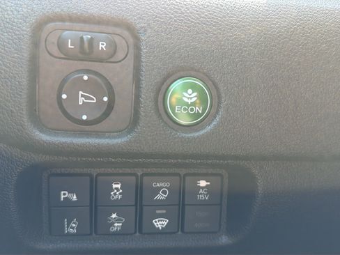 Used 2021 Honda Ridgeline RTL-E image 24