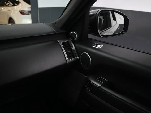 Used 2018 Land Rover Range Rover Sport Supercharged image 24