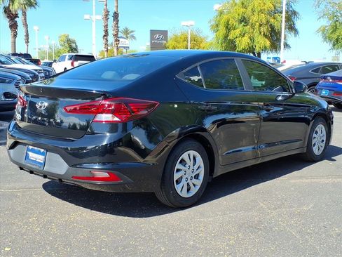 Used 2020 Hyundai Elantra SE image 5
