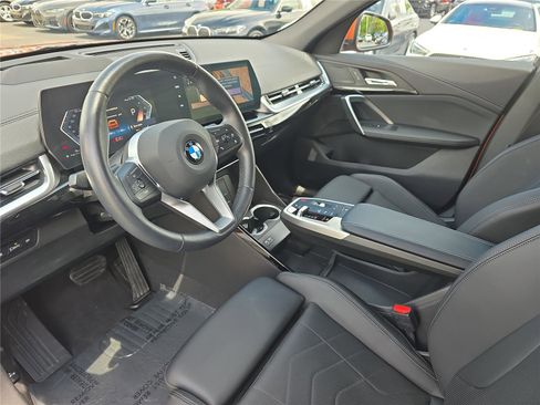 Used 2025 BMW X2 xDrive28i AWD/4WD image 15