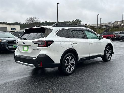Used 2022 Subaru Outback Limited image 7