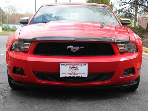 Used 2010 Ford Mustang GT RWD image 27