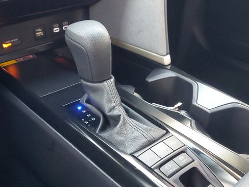 Certified 2025 Toyota Camry LE image 29