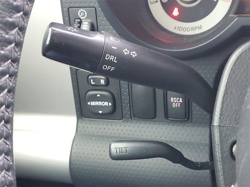 Used 2013 Toyota FJ Cruiser Base image 16