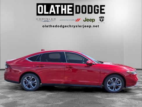Used 2024 Honda Accord EX image 28