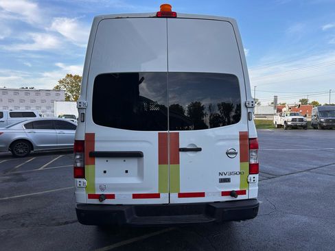 Used 2013 Nissan NV 3500 S w/ PWR Basic Pkg RWD image 4