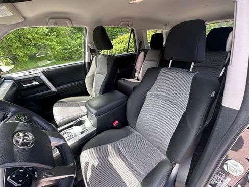Used 2023 Toyota 4Runner SR5 AWD/4WD image 12