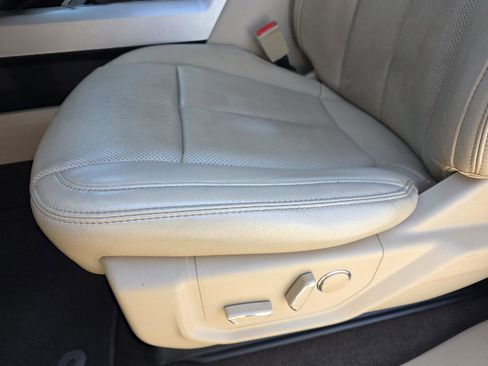 Used 2018 Ford F150 Lariat image 36