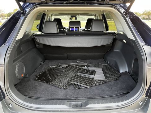 Used 2024 Toyota RAV4 Limited image 29