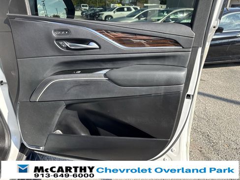 Used 2021 Cadillac Escalade ESV Premium Luxury w/ LPO, Illumination Package image 47