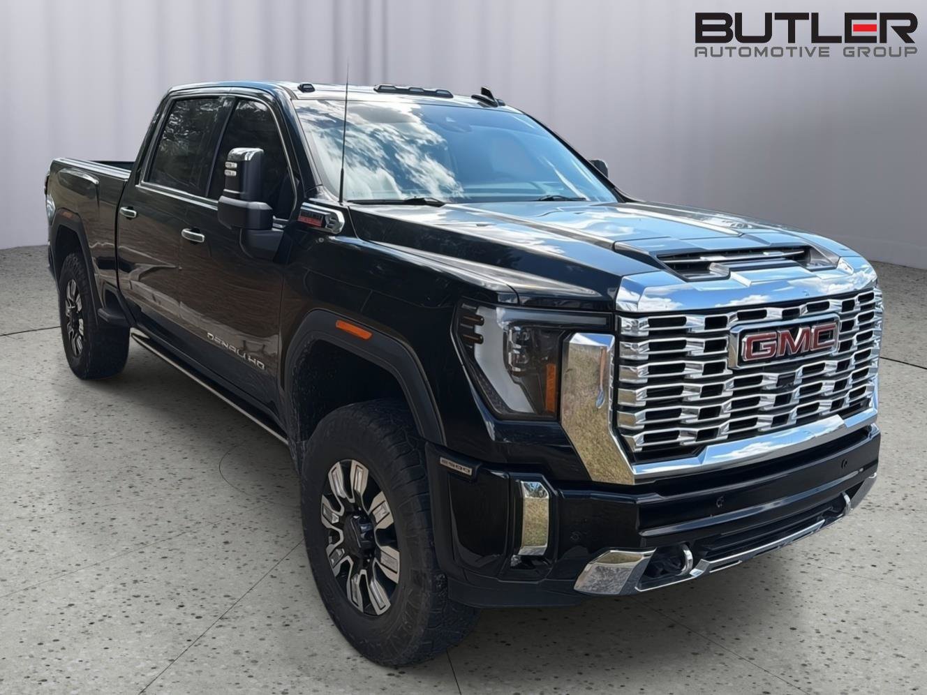 Used 2024 GMC Sierra 2500 Denali w/ Denali Reserve Package AWD/4WD image 6
