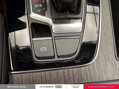 Used 2023 Audi Q5 2.0T Premium w/ Convenience Package AWD/4WD image 28