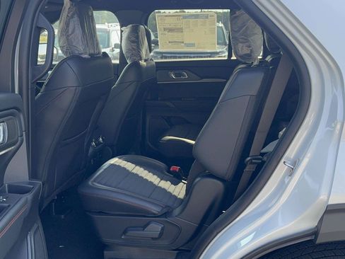New 2026 Ford Explorer ST-Line AWD/4WD image 13