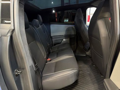 Used 2024 Tesla Cybertruck AWD Crew Cab image 19