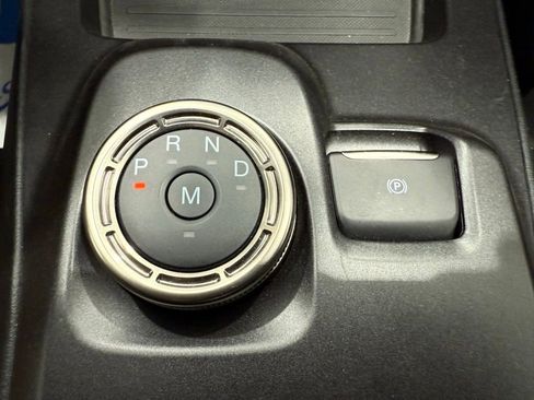 Used 2021 Ford Mustang Shelby GT500 w/ Carbon Fiber Track Pack image 29