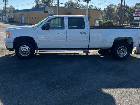 Used 2011 GMC Sierra 3500 Denali image 1