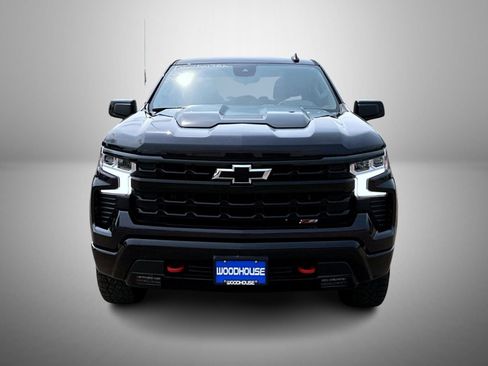 Used 2023 Chevrolet Silverado 1500 LT Trail Boss image 2