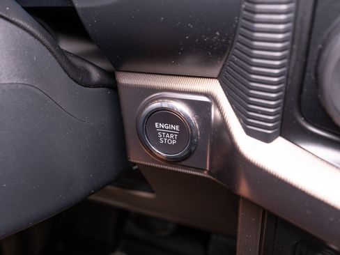 Used 2024 Ford F150 Platinum w/ Equipment Group 703A Plus AWD/4WD image 38