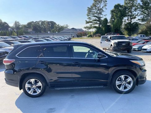 Used 2015 Toyota Highlander Limited Platinum AWD/4WD image 8