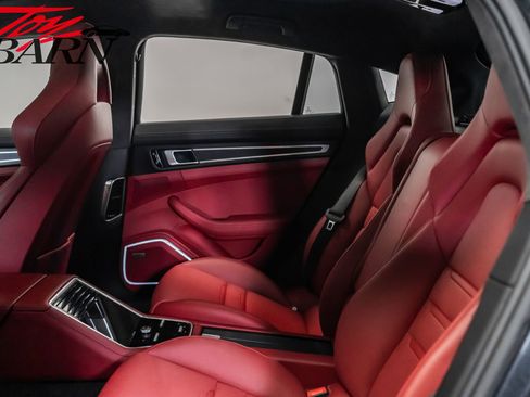 Used 2020 Porsche Panamera GTS image 47