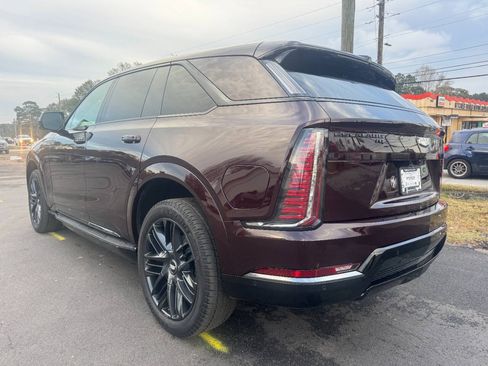 Used 2025 Cadillac Escalade IQ Sport 1 AWD/4WD image 5