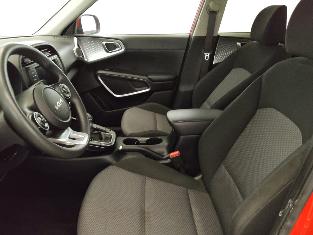 Used 2022 Kia Soul LX w/ Technology Package FWD image 17