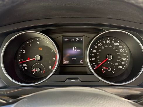 Used 2018 Volkswagen Tiguan SEL image 7