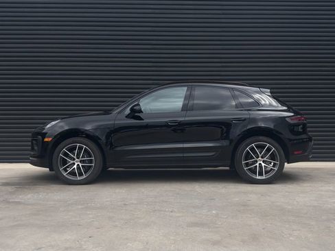 Certified 2026 Porsche Macan image 2