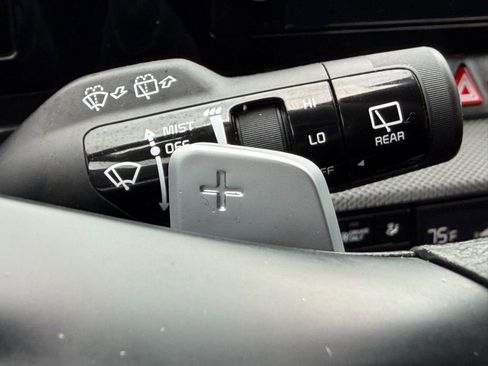 Used 2023 Kia Sportage LX image 15