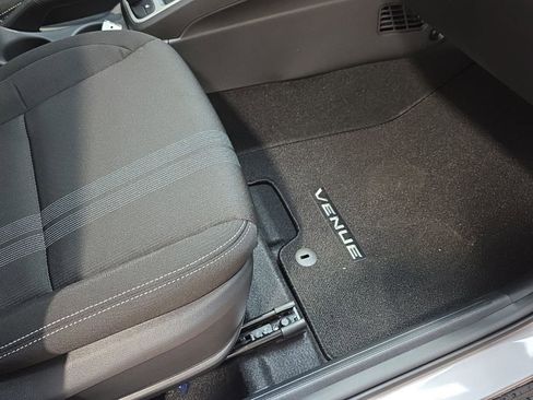 New 2026 Hyundai Venue SEL image 10