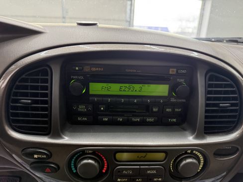 Used 2004 Toyota Sequoia Limited image 15