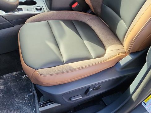 New 2025 Ford Bronco Sport Outer Banks w/ Outer Banks Tech Package+ AWD/4WD image 8