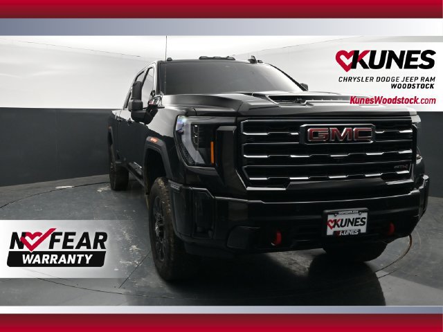Used 2025 GMC Sierra 2500 AT4 AWD/4WD image 1
