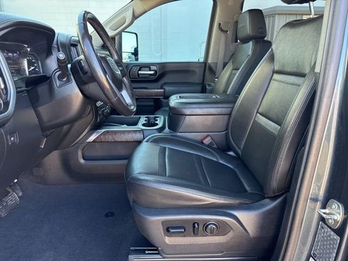 Used 2020 GMC Sierra 2500 Denali w/ Denali Ultimate Package image 14