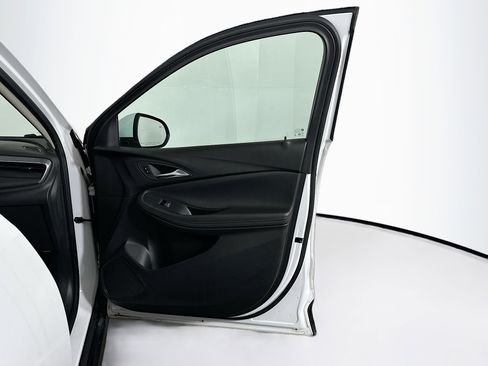 Used 2024 Buick Encore GX Sport Touring w/ Comfort Package image 30