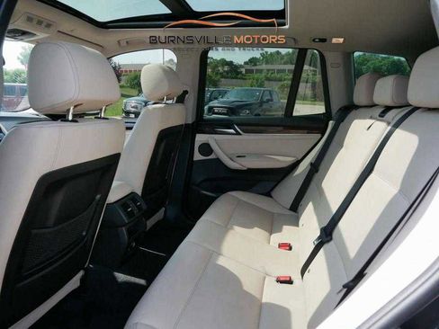 Used 2017 BMW X3 xDrive28i image 11