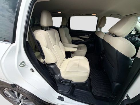 Used 2019 Subaru Ascent Limited w/ Popular Package #3 AWD/4WD image 30