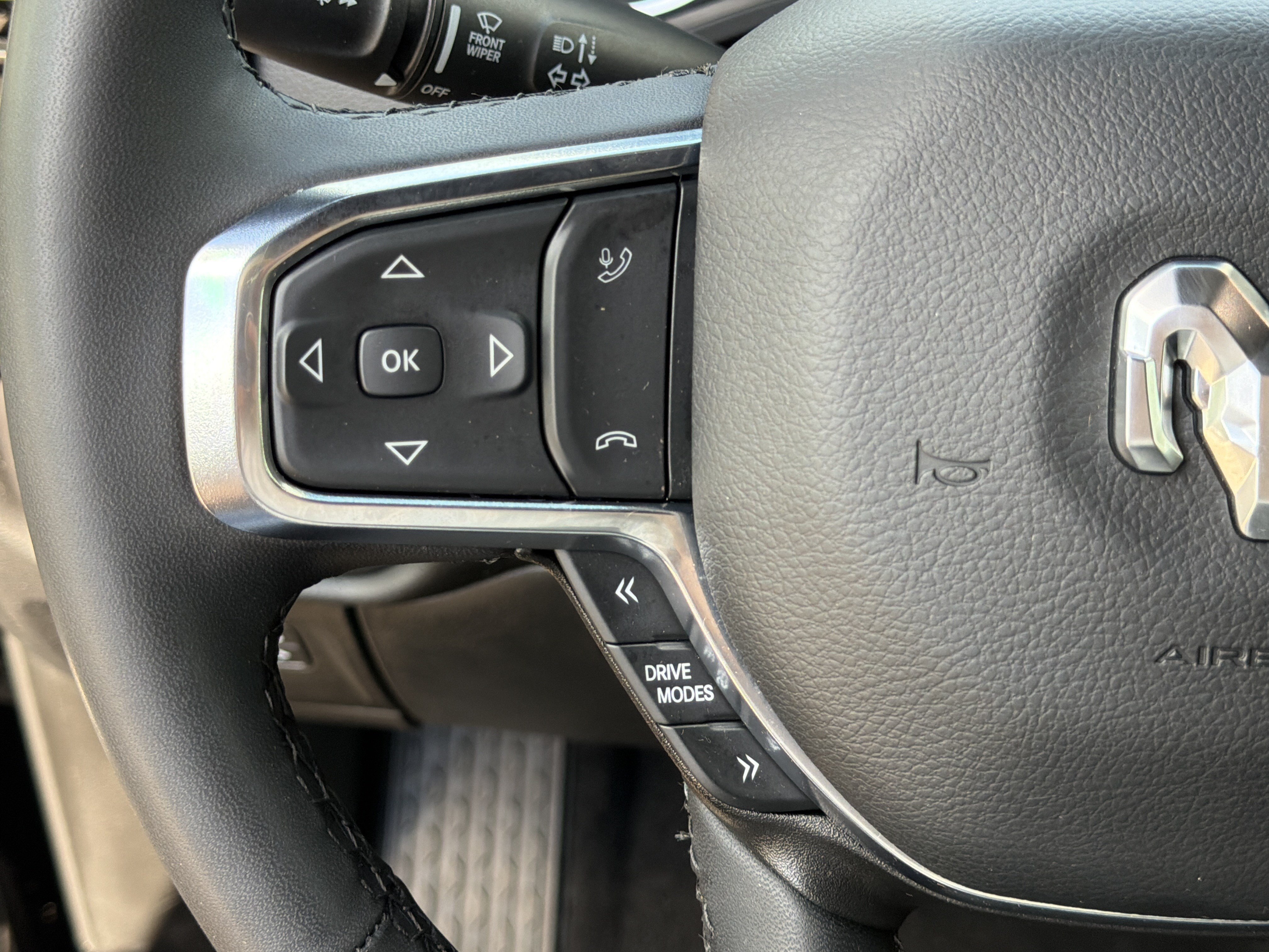 Used 2026 RAM 1500 Laramie AWD/4WD image 25