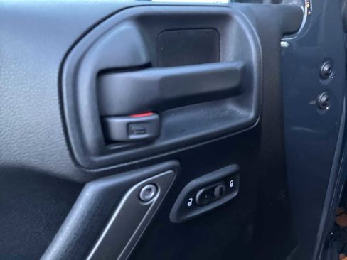 Used 2016 Jeep Wrangler Unlimited Sport w/ Quick Order Package 24S image 21