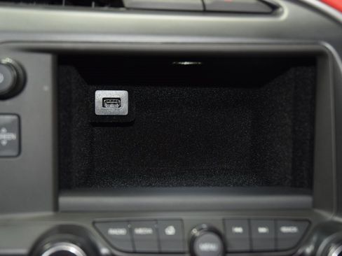 Used 2015 Chevrolet Corvette Z06 w/ 3LZ Preferred Equipment Group image 36