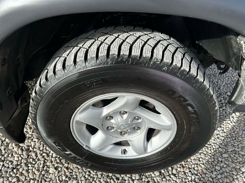 Used 2002 Toyota Tundra SR5 image 41