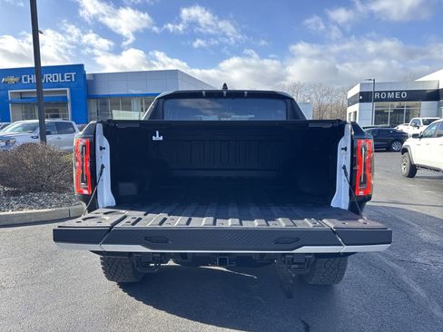 New 2025 GMC Hummer EV 3X w/ Battery Pack, 24 Module Pack image 34